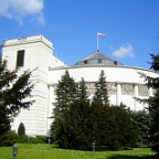 Sejmowe komisje za "likwidacją" tzw. godzin karcianych